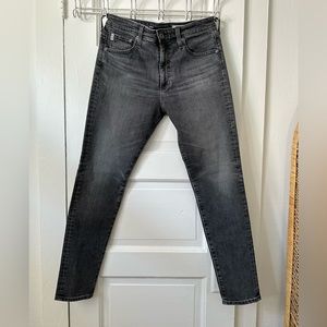 AG The Farrah High-Rise Skinny Jeans |29R